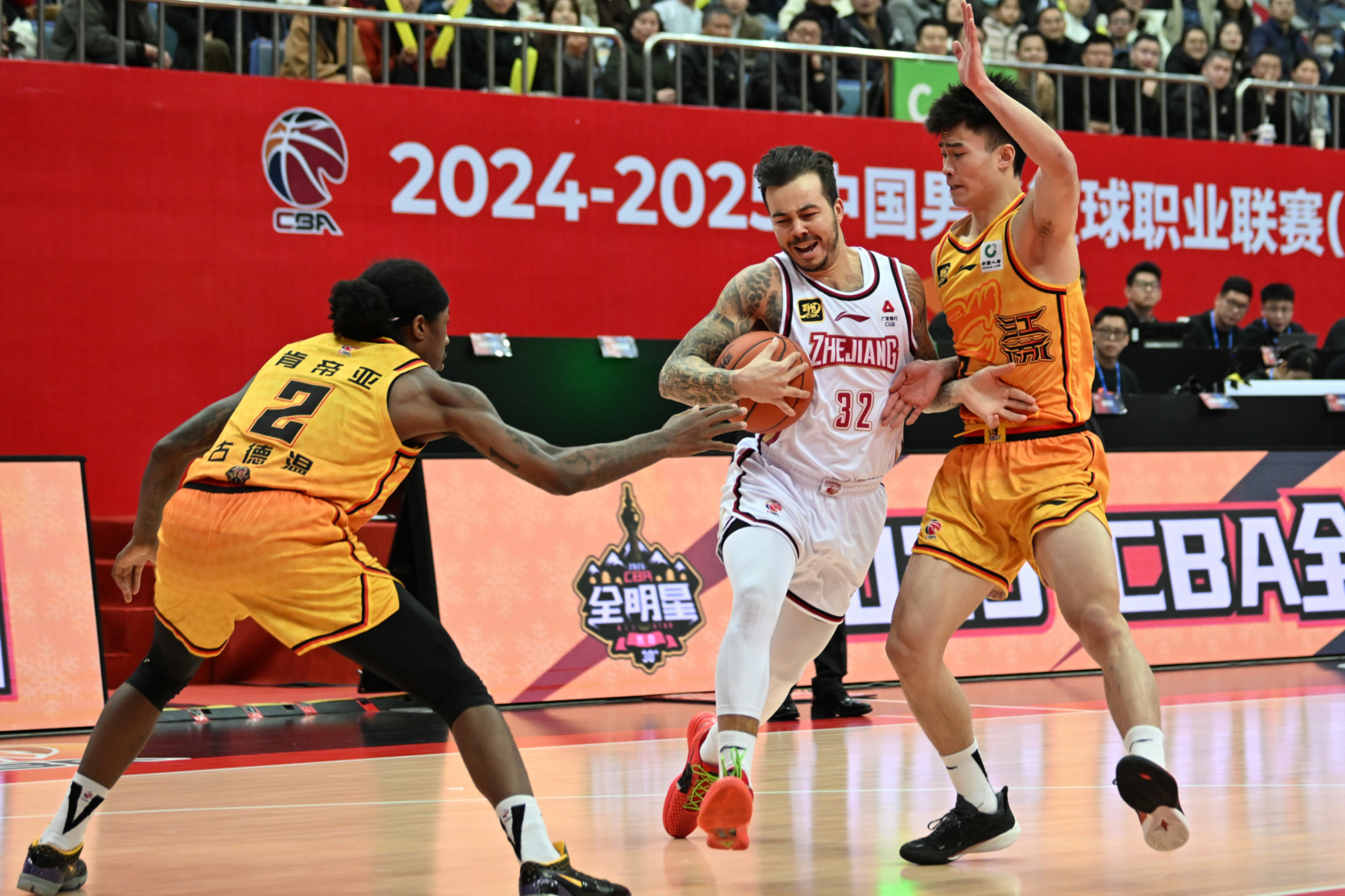 万博体育-包含CBA常规赛今夜再迎强敌，布鲁克林篮网调整名单，主帅态度：质疑声仍在，球队文化再被提及的词条