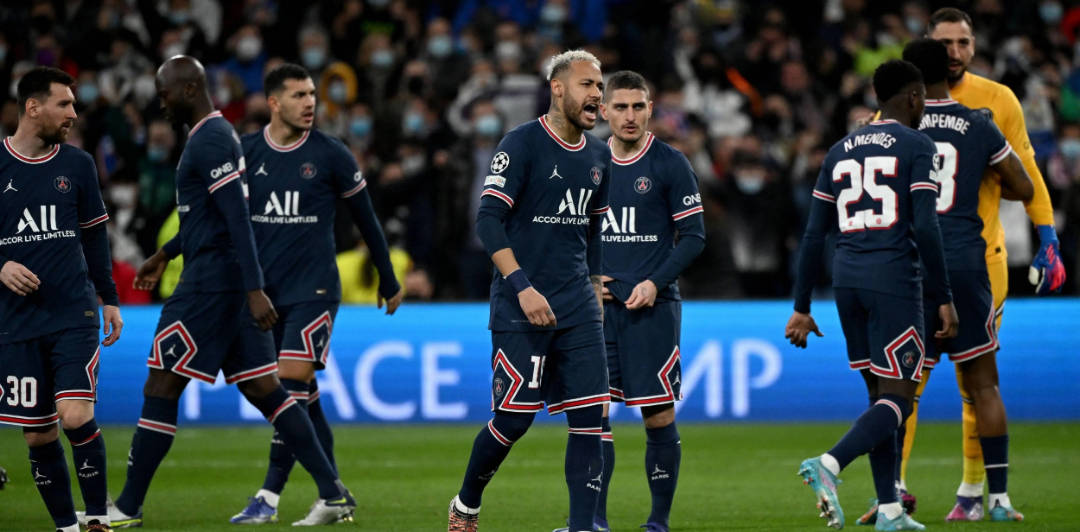 万博网页版入口-包含今晚CBA季后赛焦点战，巴黎圣日耳曼再遭质疑，底气十足，赛程密集仍需轮换的词条