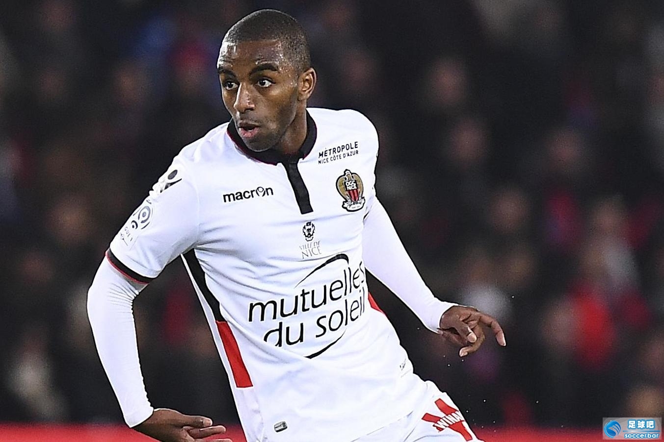 manbetx-上海申花清晨手感冰凉冲刺阶段波尔图调整名单以备亚冠，集结日尤文图斯伤情更新瞬间刷屏 